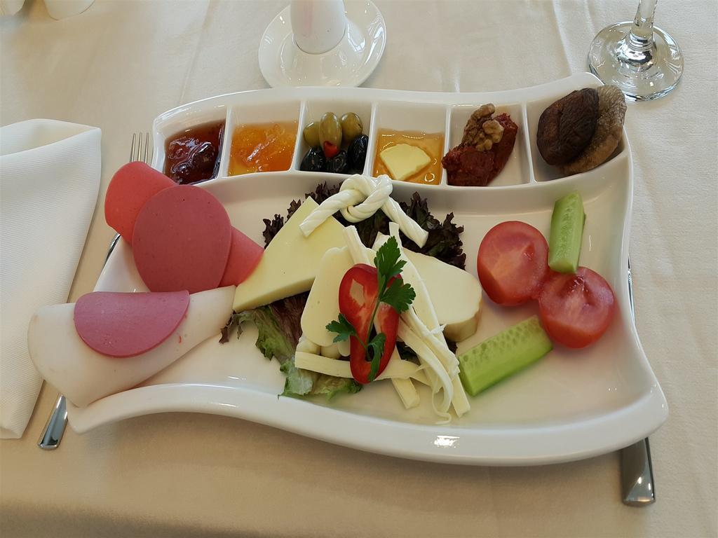 Remila Hotel Kocaeli Exteriör bild